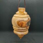 Pendule artisanal de radiesthésie fait main à Royan en bois d'abricotier