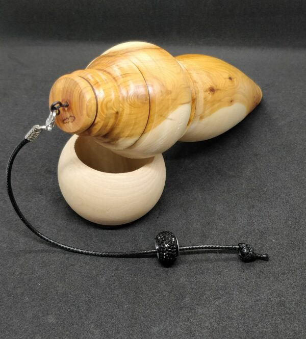 Pendule artisanal de radiesthésie en bois d'if – Image 5