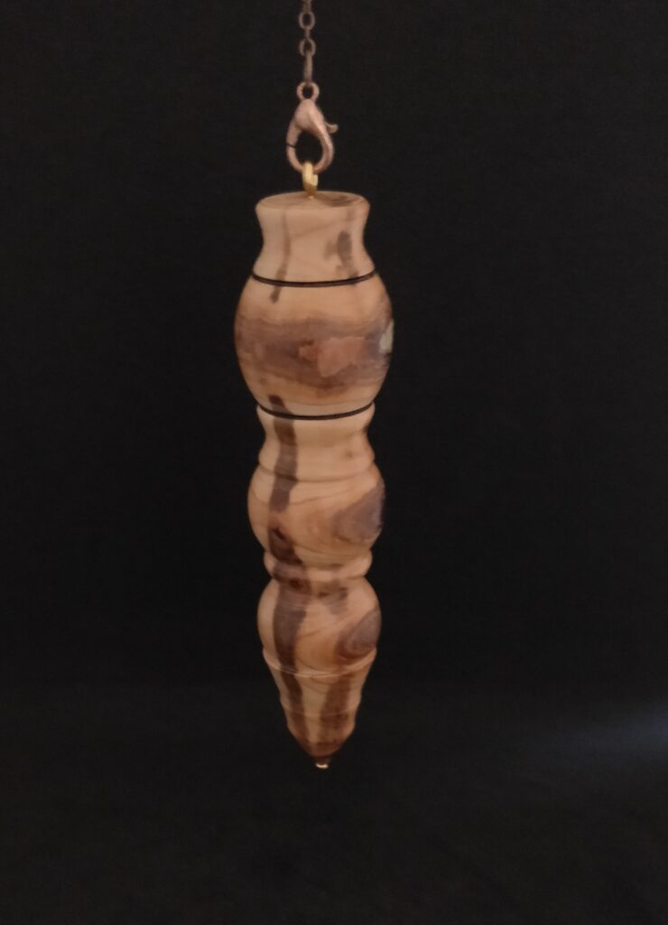 Pendule de radiesthésie fait main bois de chêne howood
