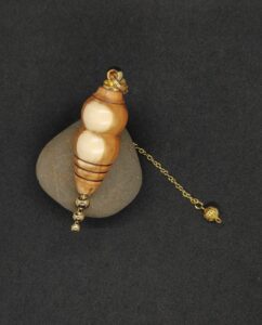 Pendule de radiesthésie bois d'if / métal