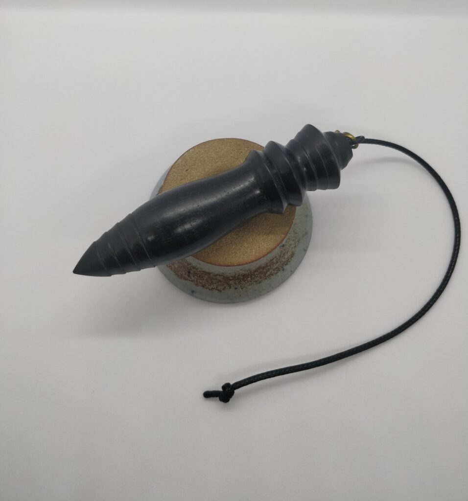 Pendule de radiesthésie artisanal en Bois d'Eben