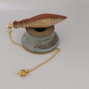 Pendule de radiesthésie artisanal en Pernambouc