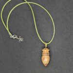 Collier artisanal en bois d'olivier